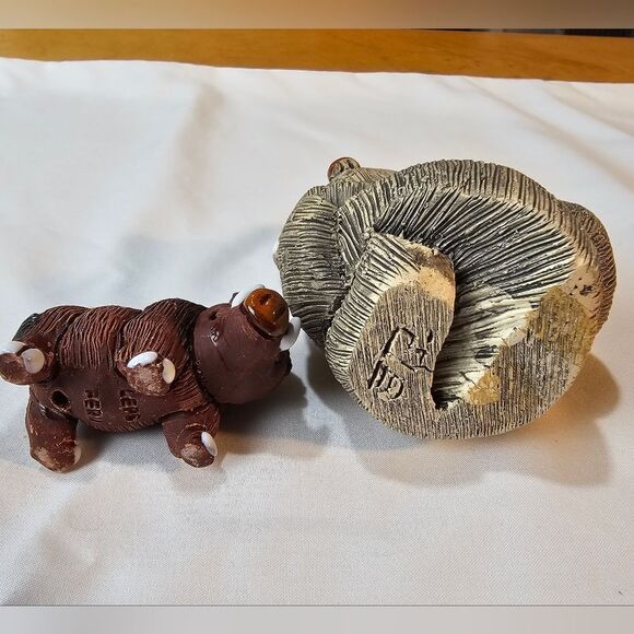 Vintage Hand Carved Koala and Warthog Clay Peruvian Figurines - Picture 3 of 6